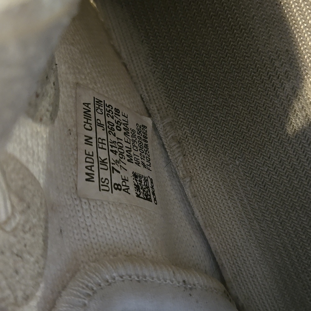 Adidas Yeezy BOOS 350 VS Low Cream White Sz  8 US - Picture 4 of 8